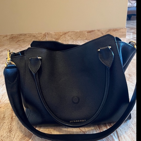 BURBERRY LIMITED EDITION Shoulder & Crossbody Purse *GREAT CONDITION* - Picture 9 of 12